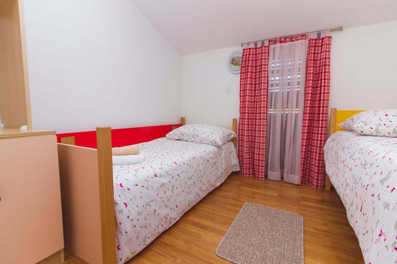 Appartement Andrijana *